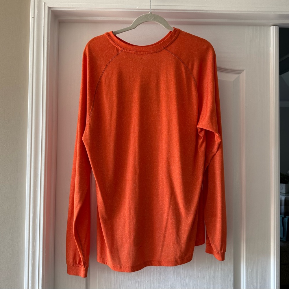Adidas New York Basketball men’s long sleeve t shirt - Picture 3 of 4